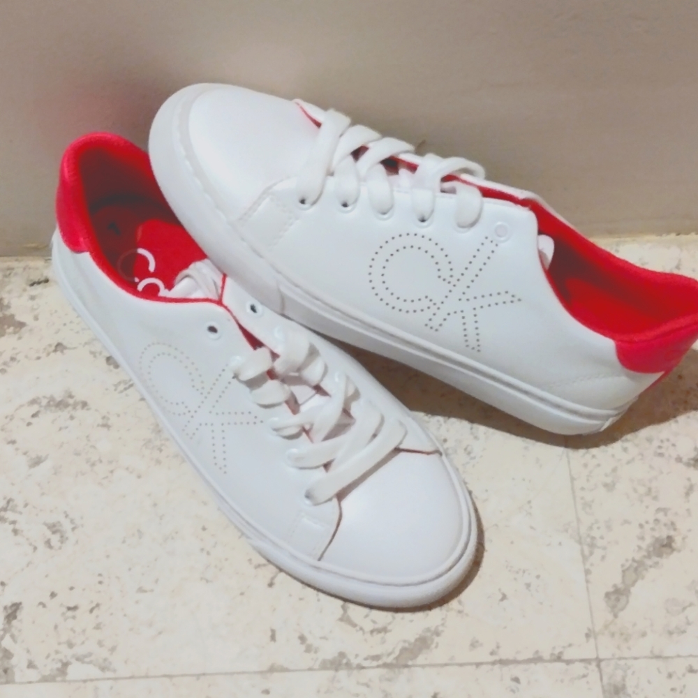 Brand New Calvin Klein women's sneakers